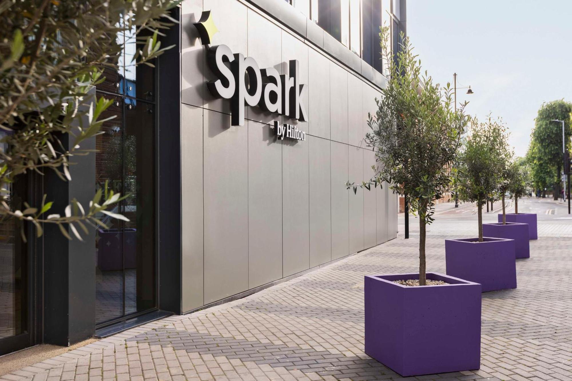 Spark By Hilton London Romford Kültér fotó